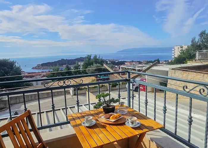Apartment Stela, 2-Bedrooms, Sea View And Parking