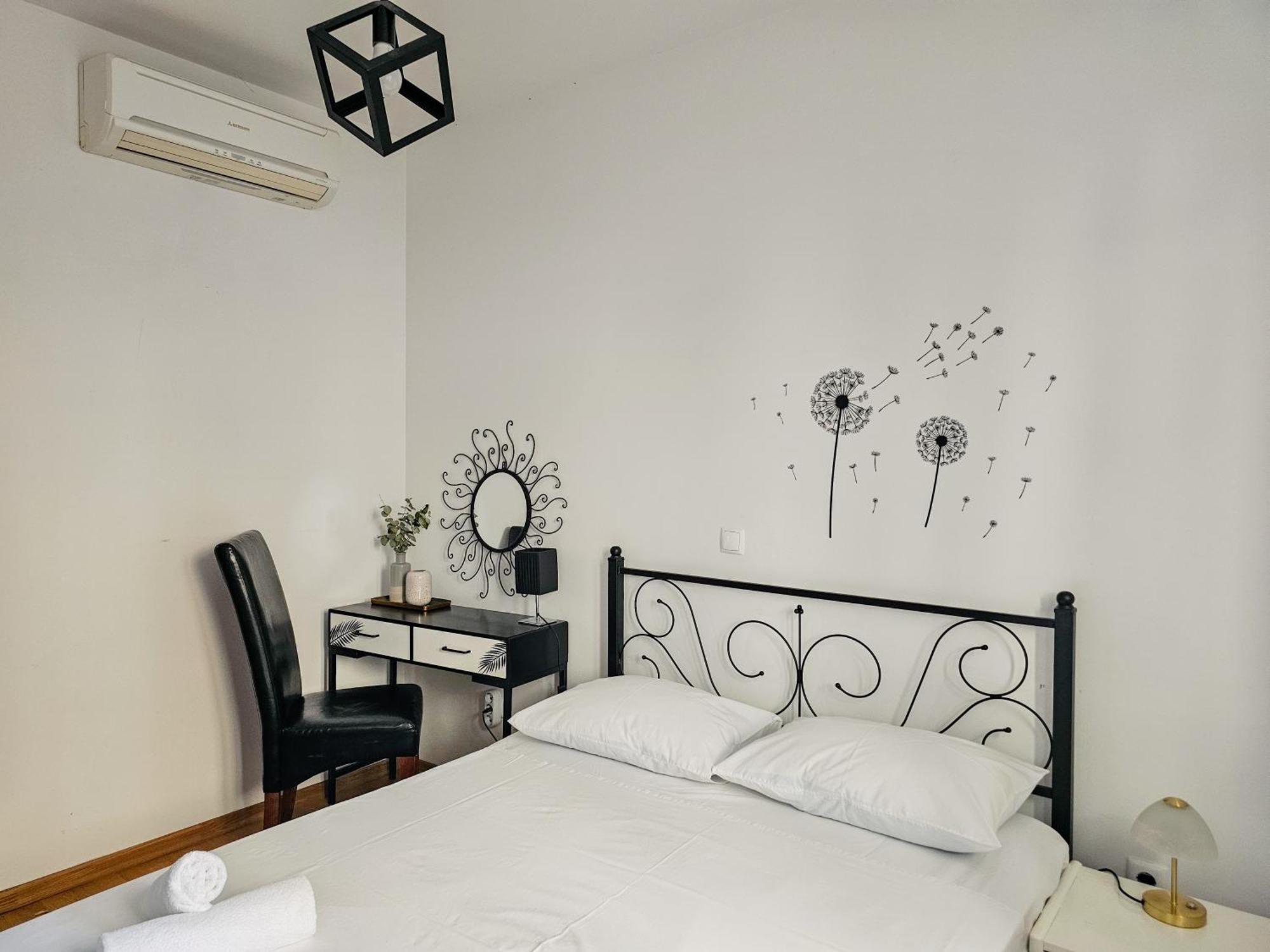Stela, 2-bedrooms, Sea View And Parking Apartment *