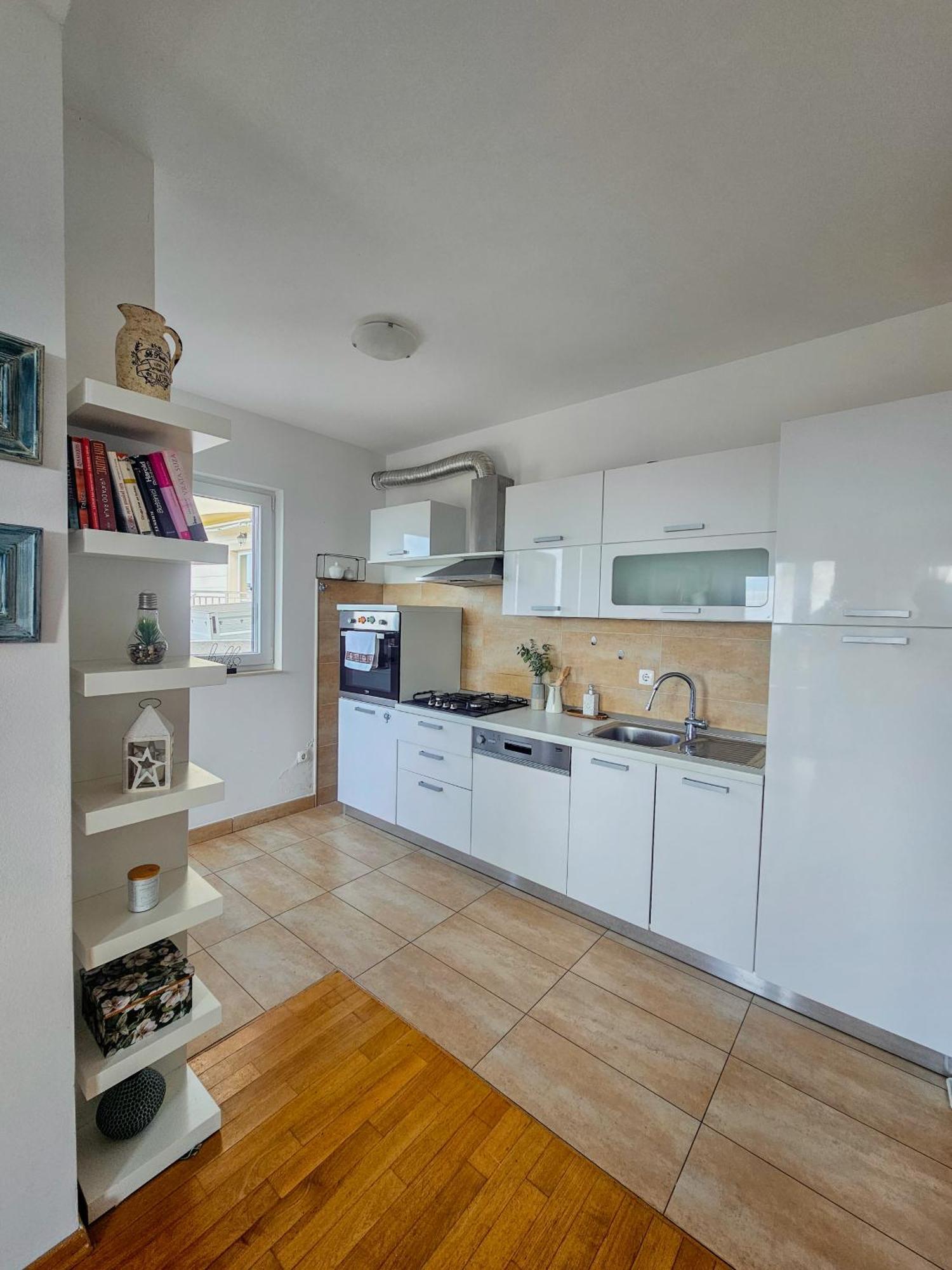 Apartmán Stela, 2-bedrooms, Sea View And Parking *